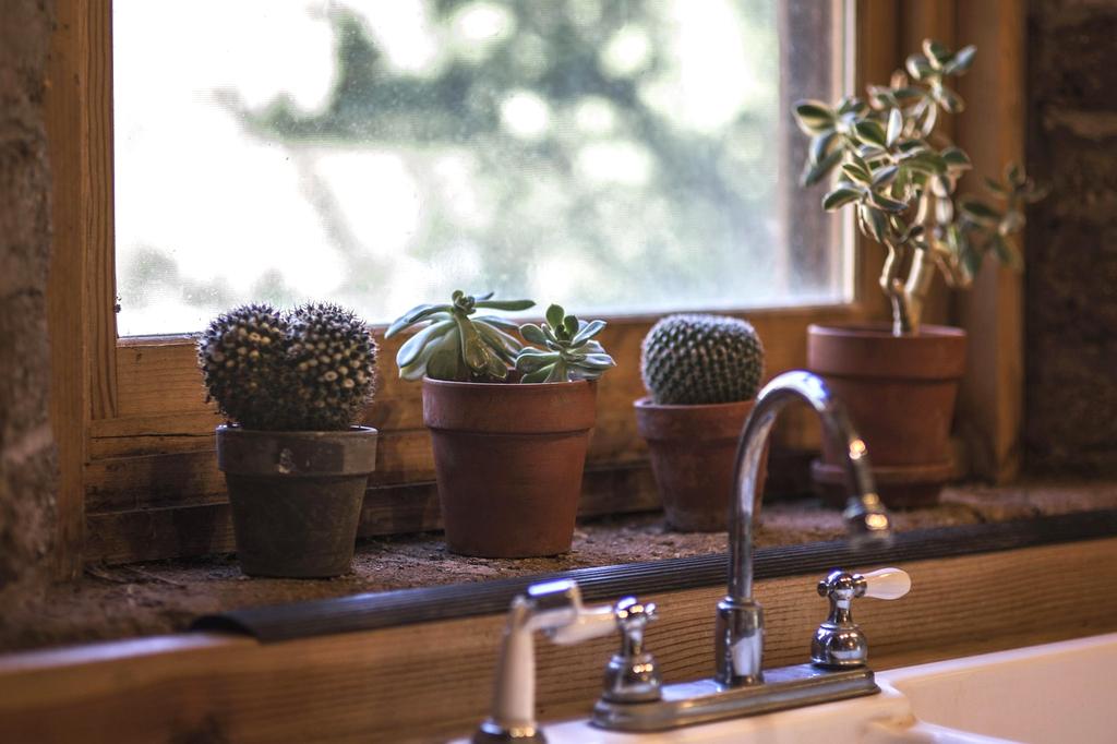 Temiz ve modern ev iç mekanı